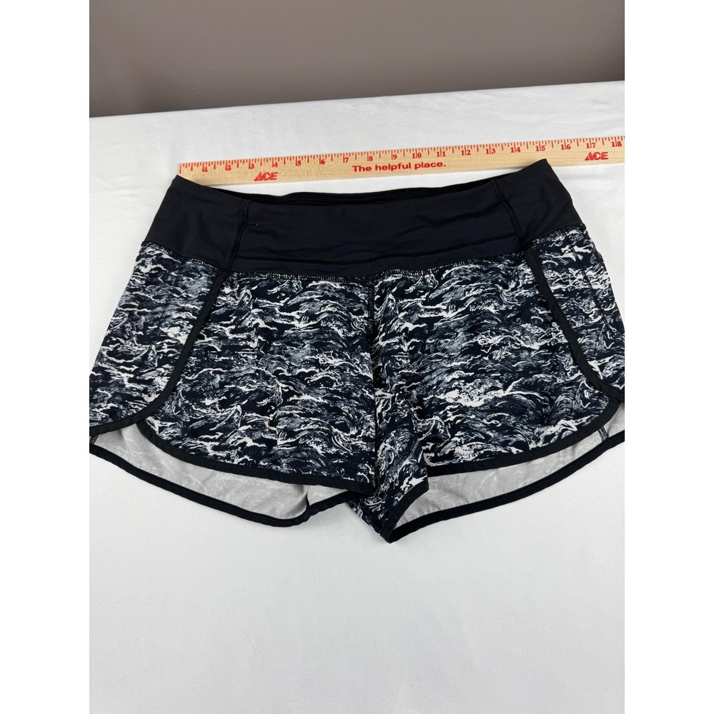 Athletic Shorts Black White Abstract Wave Print Running Workout Shorts Women